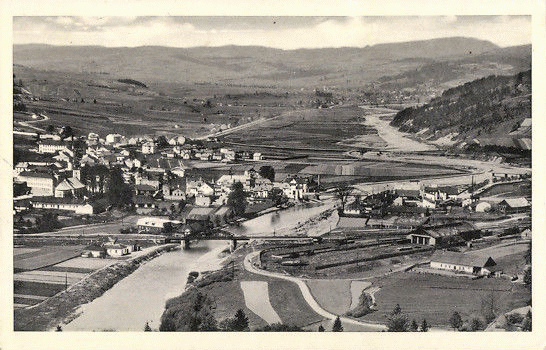 Cadca Ortsansicht mit Brücke vor 1938.